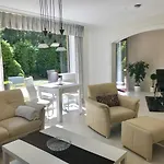 3 Zi Fewo Im Gruenen Mit Terrasse Und Garten Gratis Therme Oder 1 Zi Standart Apartment Mit Balkon Ohne Gartenblick * Bad Bevensen