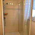 3 Zi Fewo Im Gruenen Mit Terrasse Und Garten Gratis Therme Oder 1 Zi Standart Apartment Mit Balkon Ohne Gartenblick