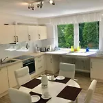 Apartment 3 Zi Fewo Im Gruenen Mit Terrasse Und Garten Gratis Therme Oder 1 Zi Standart Apartment Mit Balkon Ohne Gartenblick Bad Bevensen